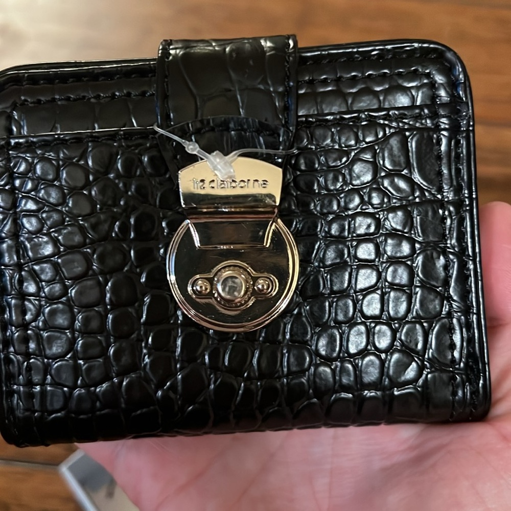 Wallet! - Picture 3 of 7